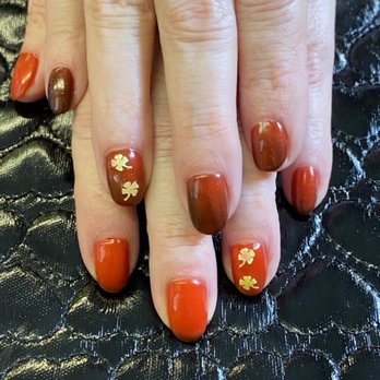 Buffed And Polished Buffalo - She really likes St Patrick's Day lol - Nail Salons Near Me - Buffalo, New York Buffed And Polished Buffalo - She really likes St Patrick's Day lol - Nail Salons Near Me - Buffalo, New York