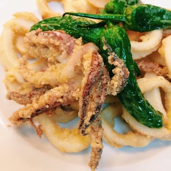El Rincón - Calamares del cantábrico con pimientos de Padrón - Tapas Bars Near Me - Zaragoza, Z