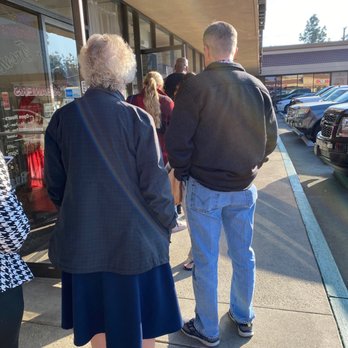 Upland Donuts - Always a line. Get here early. - Donuts Near Me - Upland, California Upland Donuts - Always a line. Get here early. - Donuts Near Me - Upland, California