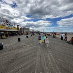 Brooklyn Beach Shop