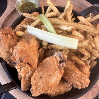 La Condesa Eatery - Dry rub wings (lemon pepper sauce on the side) - Salad Near Me - Reno, Nevada
