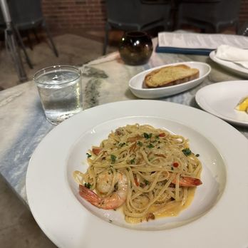 Coppa Osteria - Jumbo Shrimp Linguine Alla Scampi Pasta - Italian Near Me - Houston, Texas Coppa Osteria - Jumbo Shrimp Linguine Alla Scampi Pasta - Italian Near Me - Houston, Texas