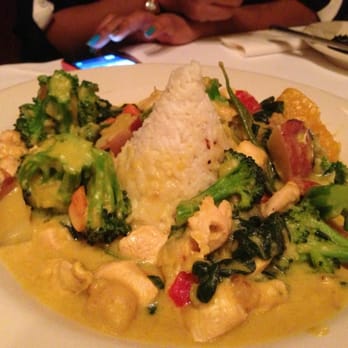 Cabana - Coconut chicken curry. Quite good. Not overwhelming coconut taste. Just the right amount. - Latin American Near Me - Forest Hills, New York Cabana - Coconut chicken curry. Quite good. Not overwhelming coconut taste. Just the right amount. - Latin American Near Me - Forest Hills, New York