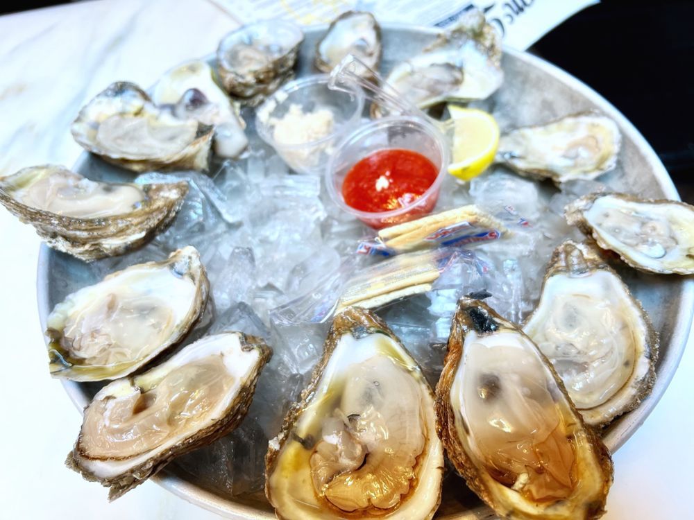 McGarvey's Saloon & Oyster Bar McGarvey's Saloon & Oyster Bar