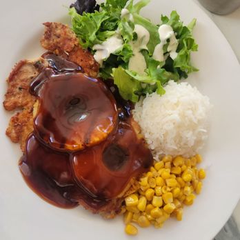 Liliha Bakery - Teriyaki chicken and pineapple - Bakeries Near Me - Honolulu, Hawaii