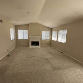 Art's Cleaning Services - Before - Dirty Carpet - Carpet Cleaning Near Me Art's Cleaning Services - Before - Dirty Carpet - Carpet Cleaning Near Me