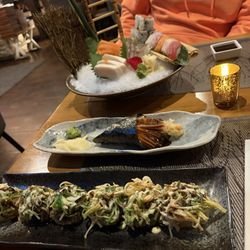 Kumo Japanese Cuisine - Gang Nam Style (D.) : bottom of photo Rock n Roll (D.) : hand roll Sashimi Sushi & Sashimi Combo (D.) : over ice
