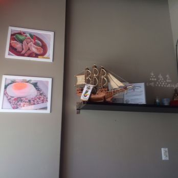 Tom Yum Cafe - Thai Near Me - Chicago, Illinois