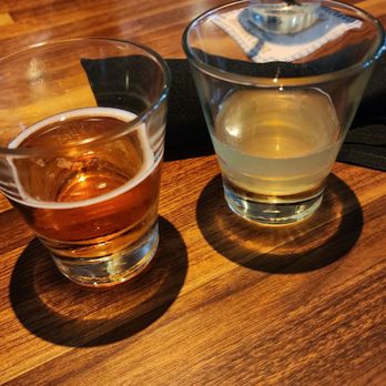 Yard House - Samples of tropical punch and pineapple cider - New American Near Me - San Antonio, Texas