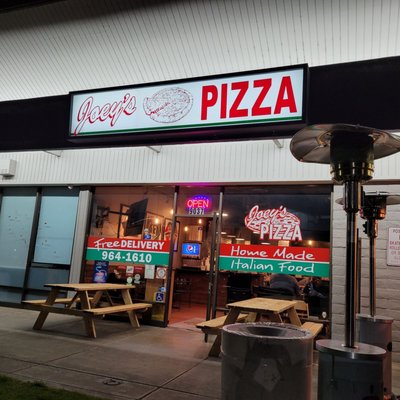 Joey’s Pizza by null