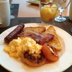 Sonoma - Delicious breakfast buffet and wonderful service
