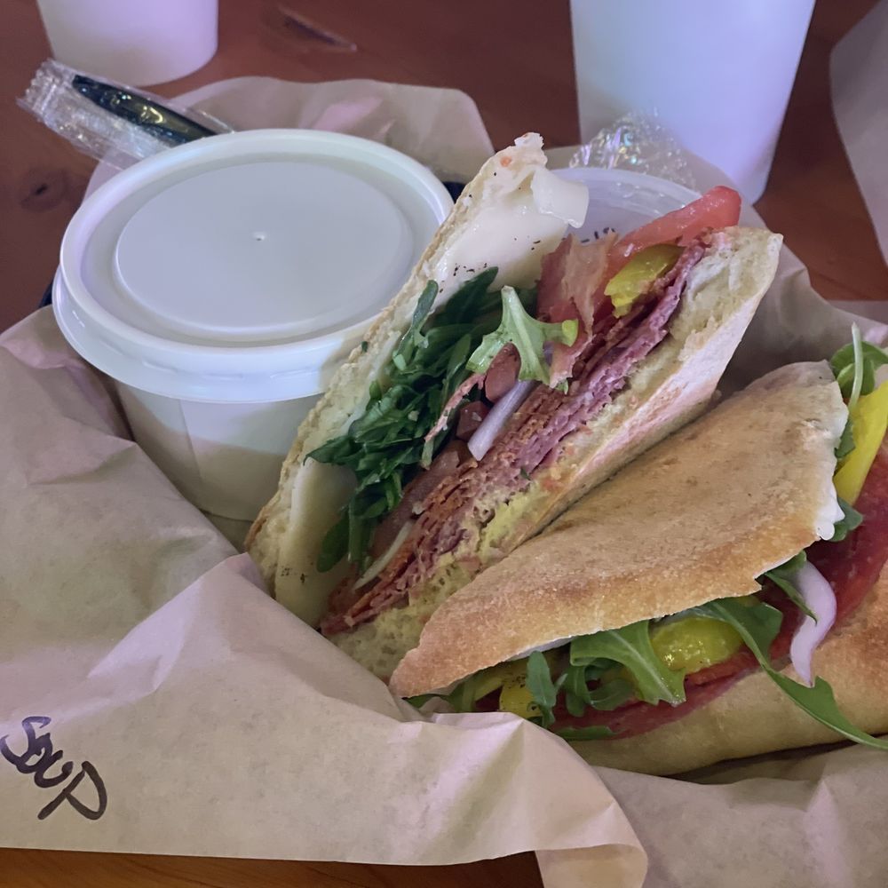 Highly recommends great food and customer service. Had latte, hot chocolate and boba and all great. The spicy tart was phenomenal. . Highly recommends great food and customer service. Had latte, hot chocolate and boba and all great. The spicy tart was phenomenal. .