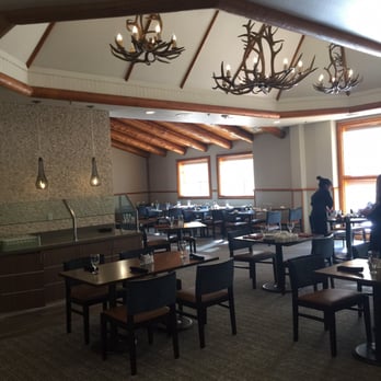 Holiday Inn The Lodge at Big Bear Lake - Great service at Stillwells, also taken over by the Holiday Inn! Amazingly remodeled & modern yet rustic. - Big Bear, CA
