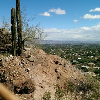 Camelback Mountain - Parks Near Me - Phoenix, Arizona