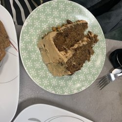 Beautiful Rainbow Cafe - Hummingbird Cake