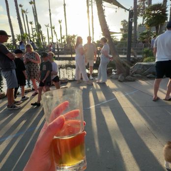 Barefoot Bar & Grill - New American Near Me - San Diego, California