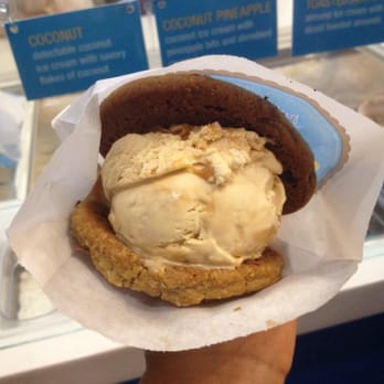 CREAM - Salted caramel sandwiches between choco chip and oatmeal. Sugar overload! - Ice Cream & Frozen Yogurt Near Me - San Jose, California