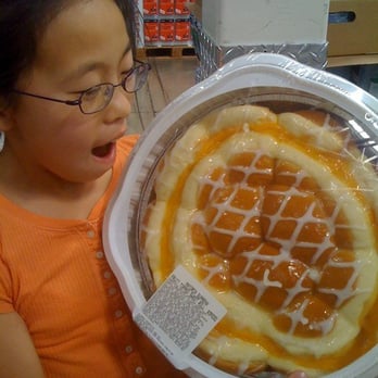 Costco - Mayorca Sweet Roll mmmm - Wholesale Stores Near Me - Honolulu, Hawaii