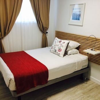 The Inn on College - This is the economy room for one person. - Hotels Near Me - Saskatoon, Saskatchewan The Inn on College - This is the economy room for one person. - Hotels Near Me - Saskatoon, Saskatchewan