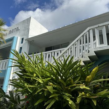 The Vagabond Hotel - Beautiful architectural style of the late 50s early 60s garden style hotel rooms - Hotels Near Me - Miami, Florida The Vagabond Hotel - Beautiful architectural style of the late 50s early 60s garden style hotel rooms - Hotels Near Me - Miami, Florida