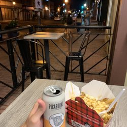 Smokes Poutinerie