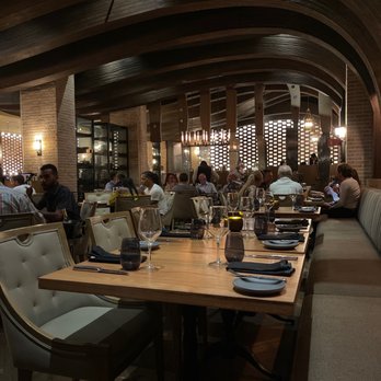 JC Steakhouse - Dining room - Steakhouses Near Me - Cancún, ROO JC Steakhouse - Dining room - Steakhouses Near Me - Cancún, ROO