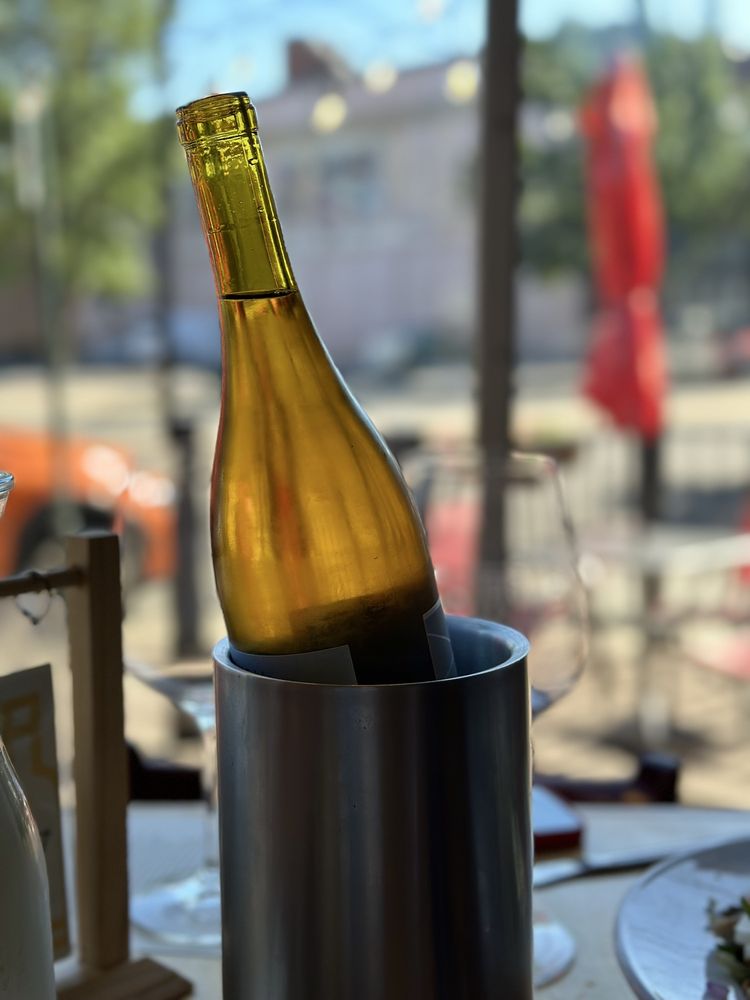 Brix Wine Bar & Restaurant
