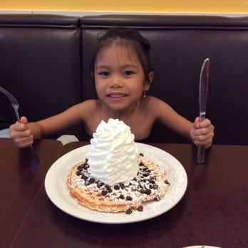 Eggs 'n Things - My daughter loves their chocolate chip waffles! - Breakfast & Brunch Near Me - Honolulu, Hawaii Eggs 'n Things - My daughter loves their chocolate chip waffles! - Breakfast & Brunch Near Me - Honolulu, Hawaii