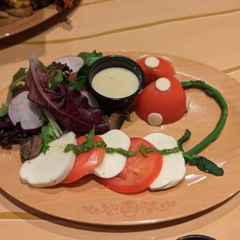 Toadstool Cafe - Piranha Plant Caprese - Cafes Near Me - Universal City, California