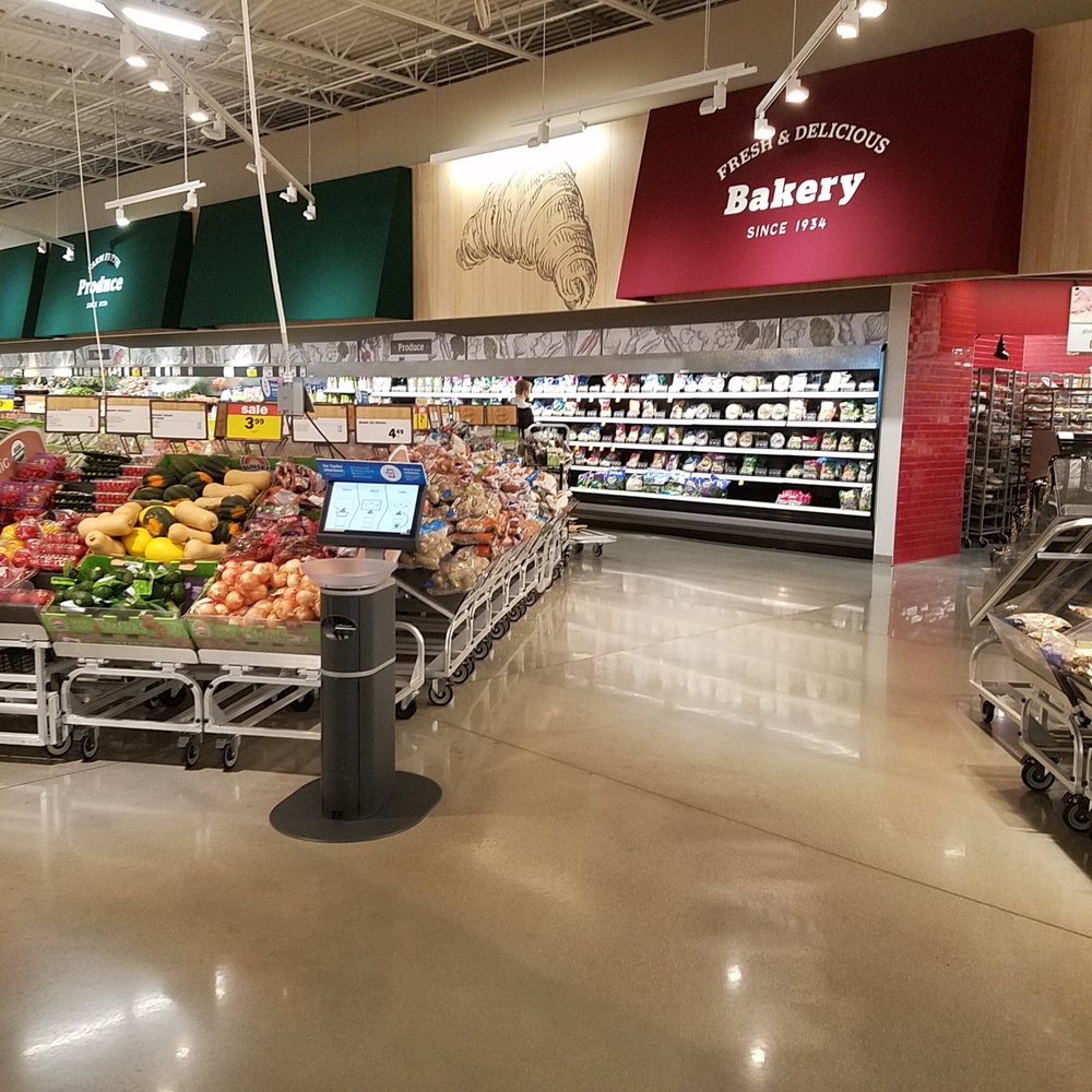 Meijer - Bakery near the produce at the front of the store - Grocery Near Me - Franklin, Indiana