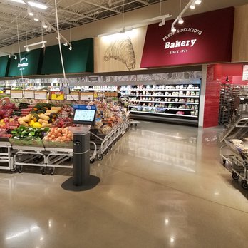 Meijer - Bakery near the produce at the front of the store - Grocery Near Me - Franklin, Indiana