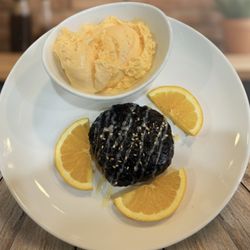 I Fish Poke & Burmese Cuisine - Sticky Rice- Soft, slightly sweet sticky rice- a perfect side to soak up bold Burmese flavors.