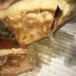 Daddy's Pizza - SOGGY pizza... actually drowning in grease.