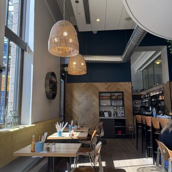 Olive & Finch - Dining Area adjacent to bar - Juice Bars & Smoothies Near Me - Denver, Colorado Olive & Finch - Dining Area adjacent to bar - Juice Bars & Smoothies Near Me - Denver, Colorado