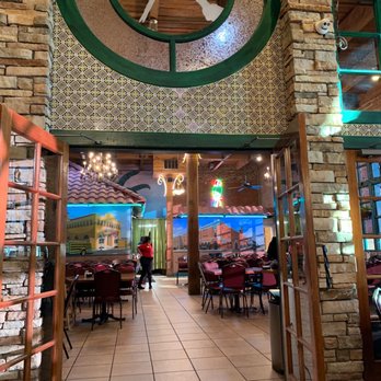 Ninfa's Mexican Restaurant - Interior is calming & great for family or date night - Mexican Near Me - Waco, Texas Ninfa's Mexican Restaurant - Interior is calming & great for family or date night - Mexican Near Me - Waco, Texas