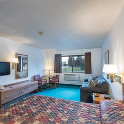 Boulder Junction Motor Lodge