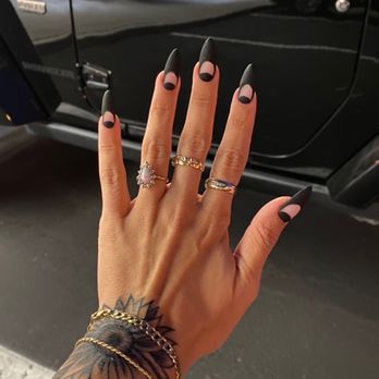 Happiest Nails & Spa - Nails by Ken - Nail Salons Near Me - Oceanside, California