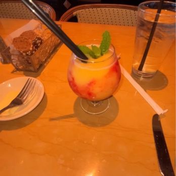 The Cheesecake Factory - Georgia Peach - Desserts Near Me - Birmingham, Alabama