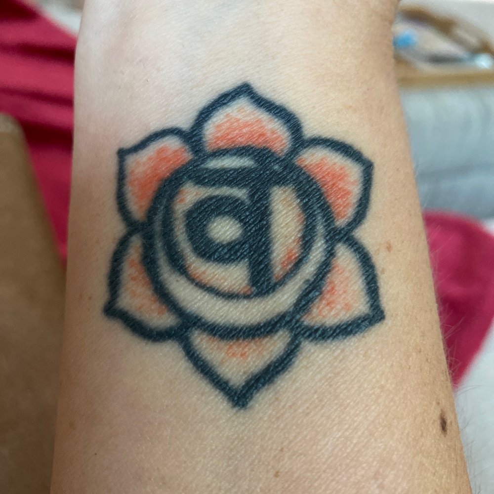 Old Hearts Tattoo & Arts - Tattoo Near Me - Cincinnati, Ohio