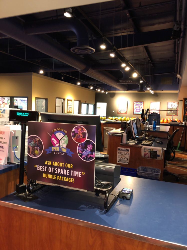 CITY SPORTS GRILLE Updated July 2024 14 Photos & 23 Reviews 215