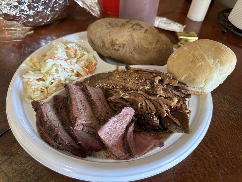 Real Deal Smoke House Logo