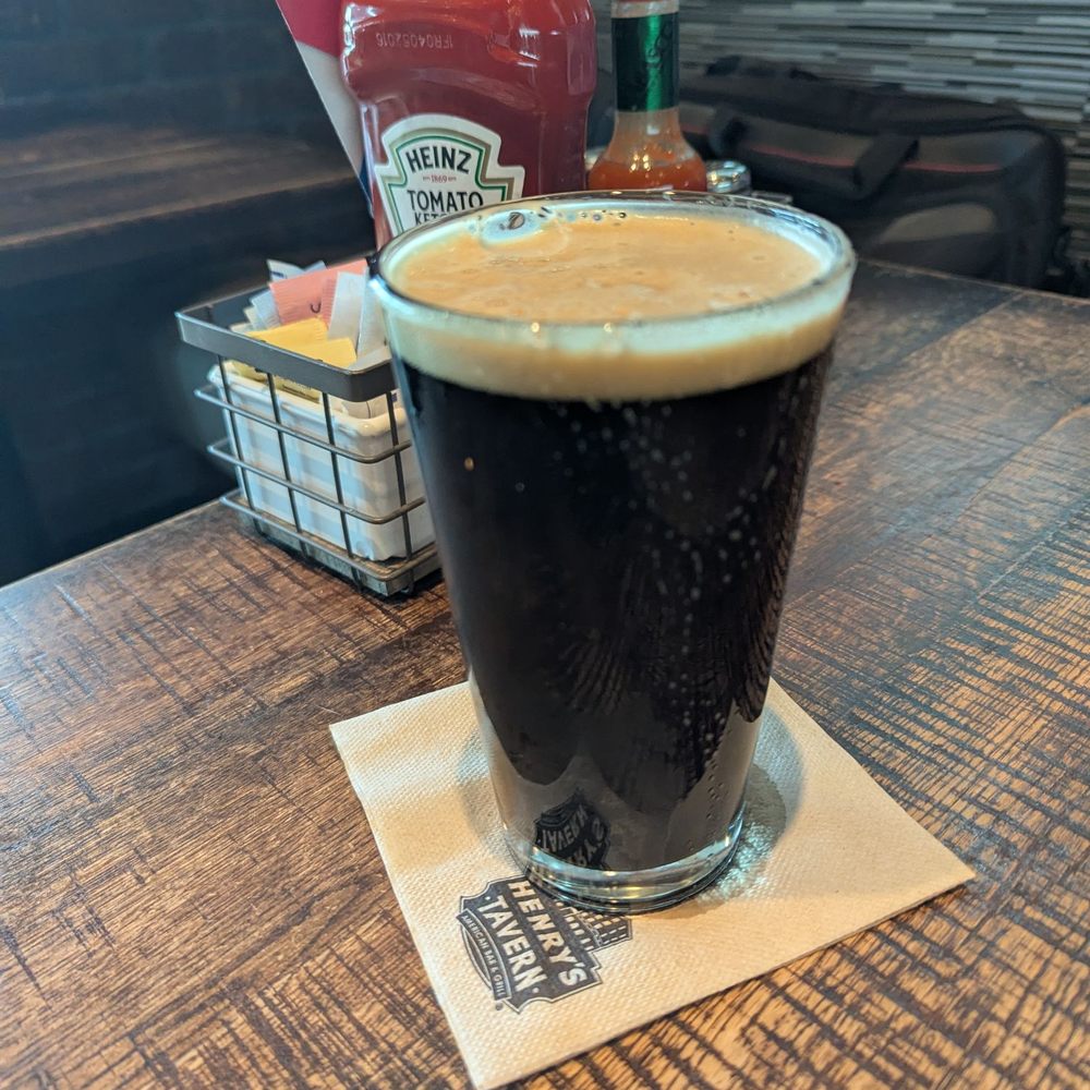 Henry's Tavern - Sun River Brewery Cocoa Cow Milk Stout, nice and distinct chocolate milk presence - Breakfast & Brunch Near Me - Portland, Oregon Henry's Tavern - Sun River Brewery Cocoa Cow Milk Stout, nice and distinct chocolate milk presence - Breakfast & Brunch Near Me - Portland, Oregon