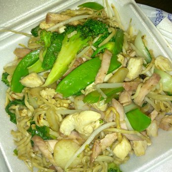 Ding Ho Kitchen - Special Chow Mein. All white meat chicken. Lean pork. Fresh vegetables. 5 stars. - Chinese Near Me - Fresno, California Ding Ho Kitchen - Special Chow Mein. All white meat chicken. Lean pork. Fresh vegetables. 5 stars. - Chinese Near Me - Fresno, California