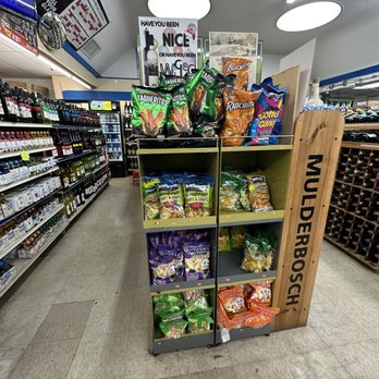 Shop N' Go - Convenience Stores Near Me - Chelsea, Massachusetts Shop N' Go - Convenience Stores Near Me - Chelsea, Massachusetts