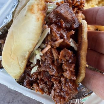 Imagine Vegan Cafe - BBQ Jackfruit Sandwich - Vegan Near Me - Memphis, Tennessee
