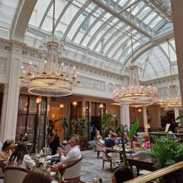 The lanesborough grill for high tea