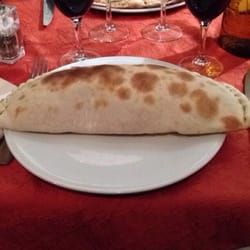Chez Christine - Calzone