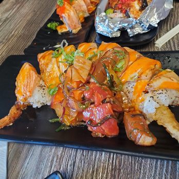 Kakuna Sushi - Kb 8/24 Roll - Sushi Bars Near Me - Milpitas, California