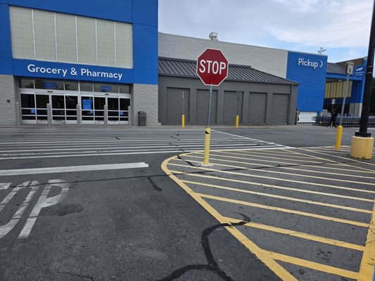 Walmart Supercenter by null