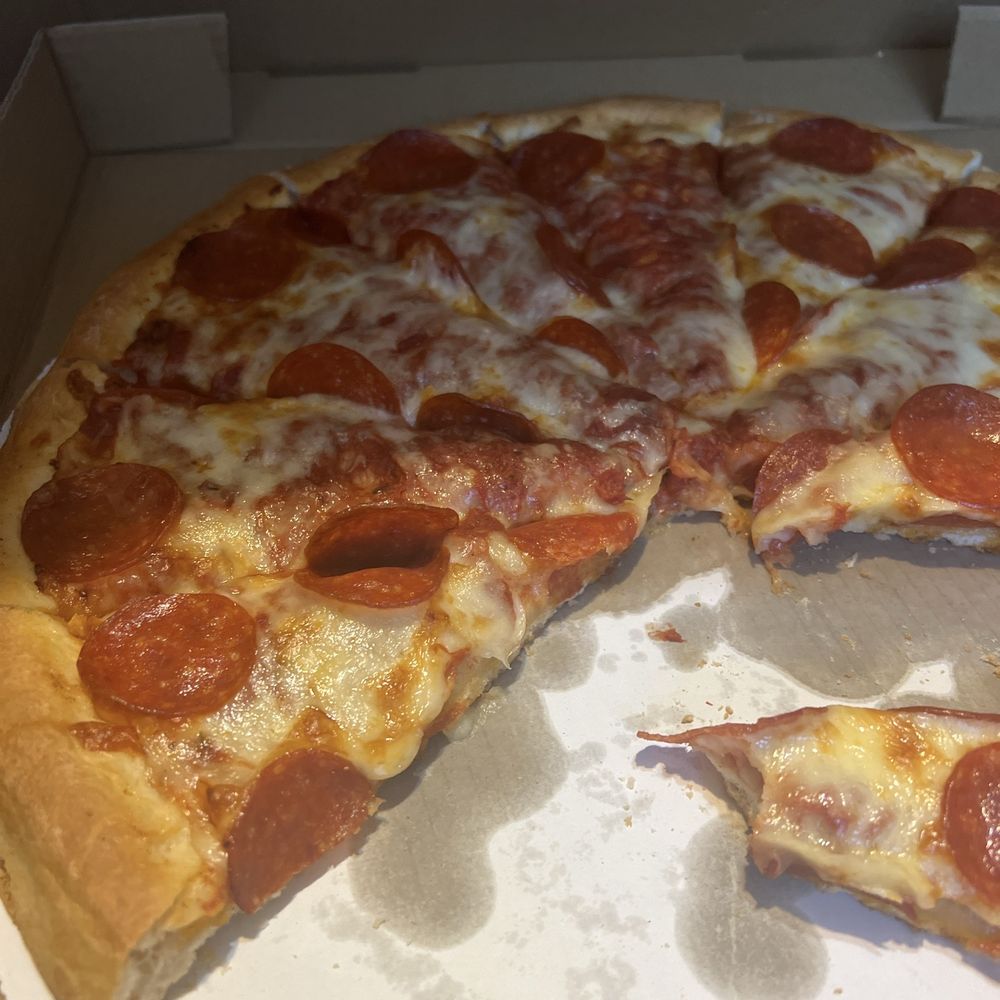 J & M Restaurant - Pepperoni pizza - Italian Near Me - Wolcott, Connecticut J & M Restaurant - Pepperoni pizza - Italian Near Me - Wolcott, Connecticut